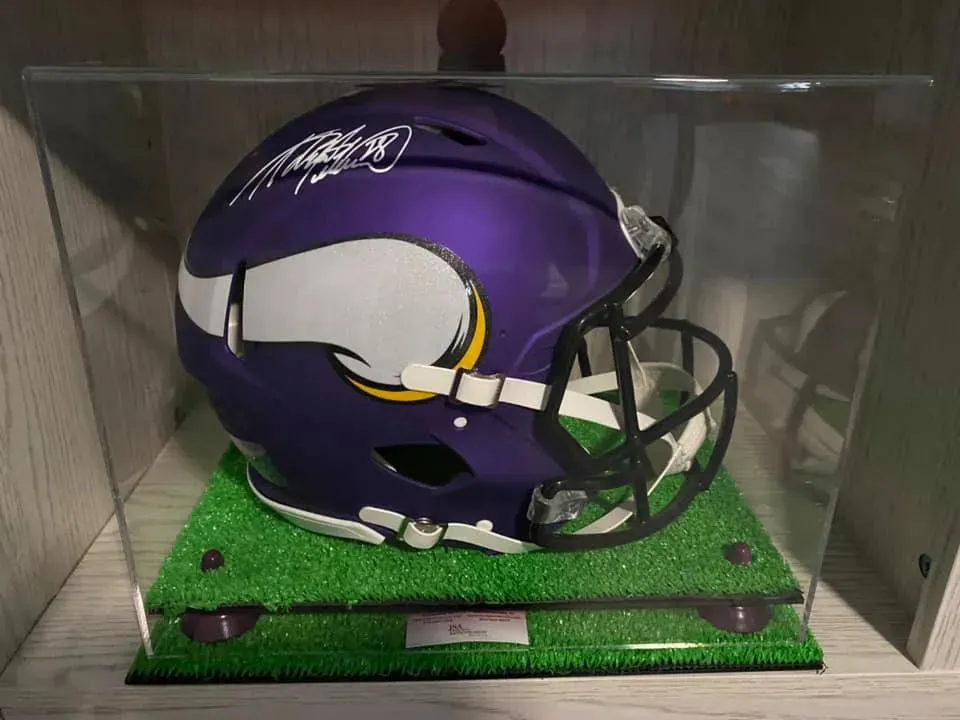 Acrylic Full Size Football Helmet Display Case - Clear (V44/A002)