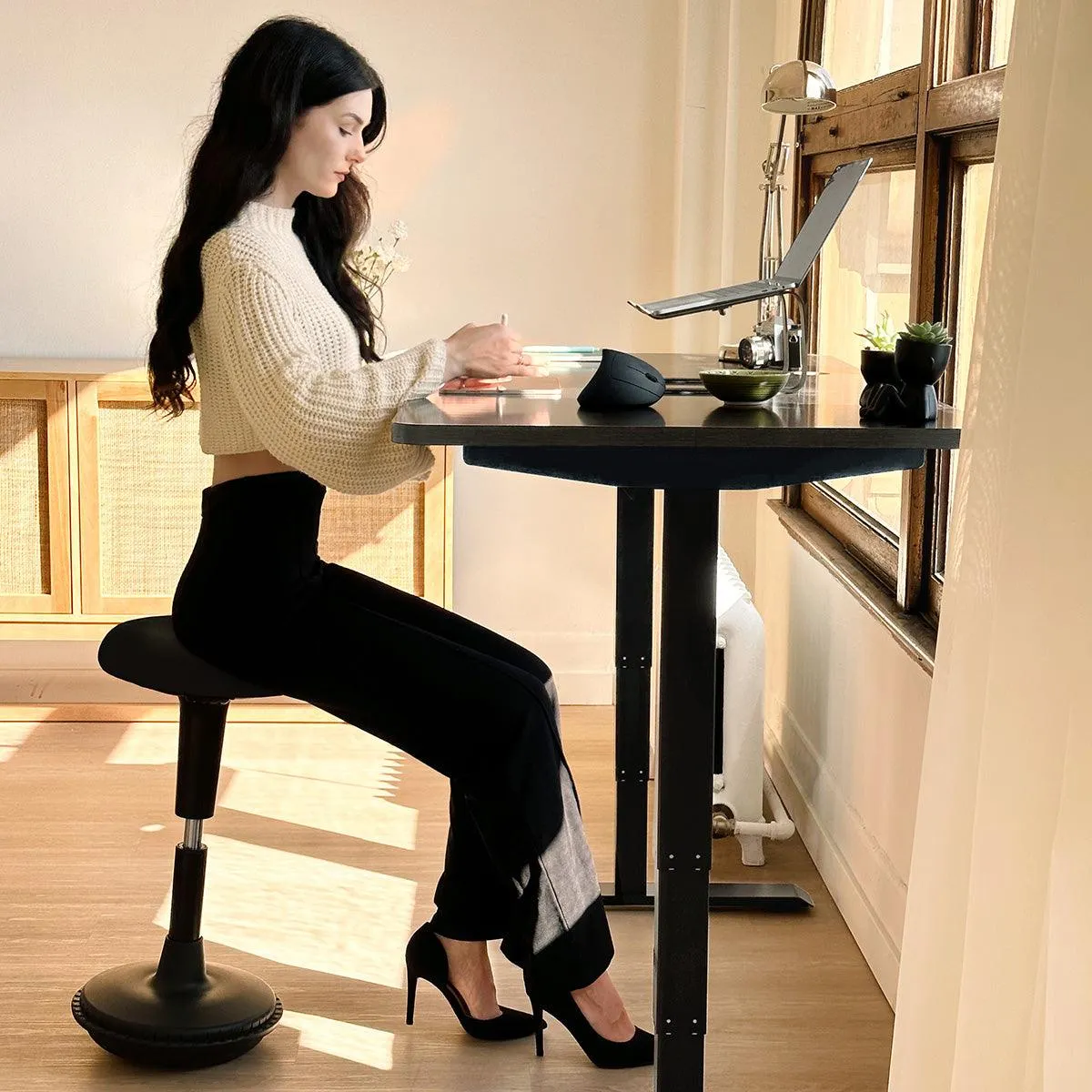 Bohdi Ergonomic Stool