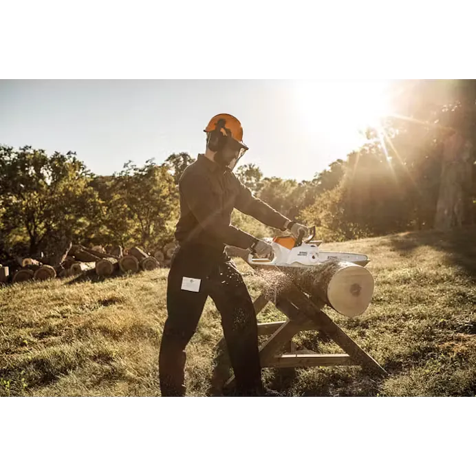 Stihl | MSA 200 C-B Battery-Powered Chainsaw | 12" bar w/o battery & charger (MA03 200 0008)